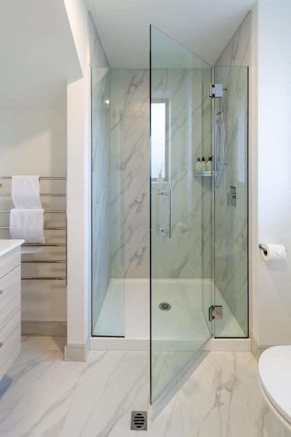 Tuam Street Treasure- 2 Bed 2 Bath Apartment Christchurch Ngoại thất bức ảnh